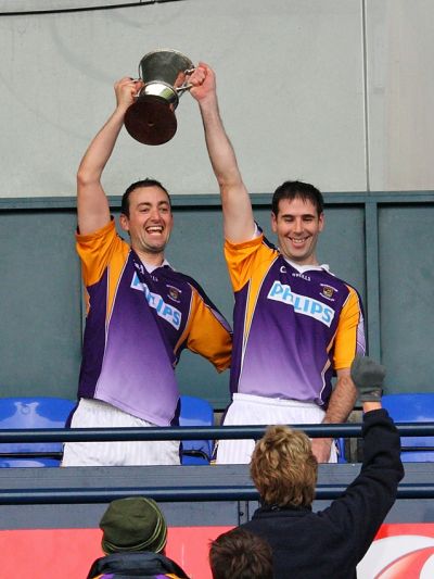 Click here for more images of the Intermediates v Nmh Barrog!