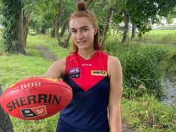 Lauren Magee Heads Down Under