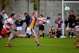 SENIOR FOOTBALL C'SHIP - REPORT AND PHOTOGRAPHS
