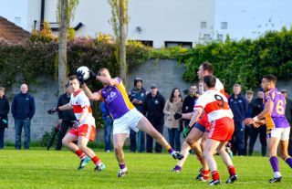 SENIOR FOOTBALL C'SHIP - REPORT AND PHOTOGRAPHS