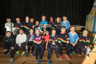 Sam comes to visit Oatlands