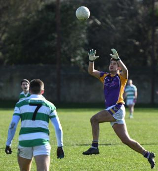 2nd football team lose out to Round Towers in their opening league game